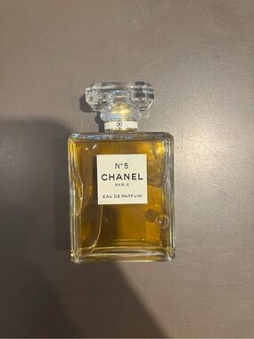 CHANEL No.5 Eau de Parfum